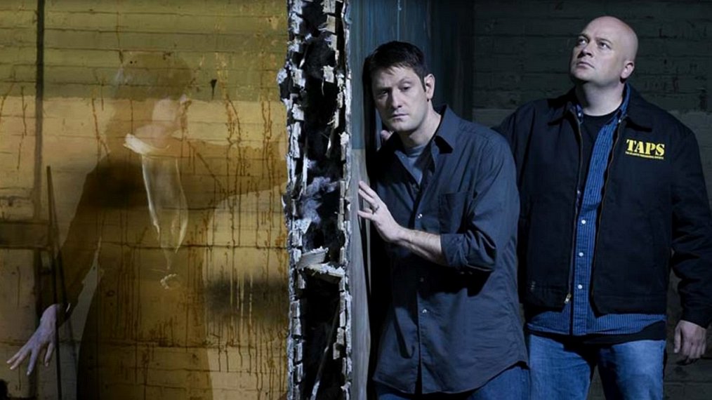 when does Ghost Hunters return