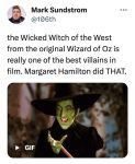 margaret-hamilton-as-the-wicked-witch-of-the-west-in-the-wizard-of-oz-12070