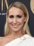 nikki-glaser-5947