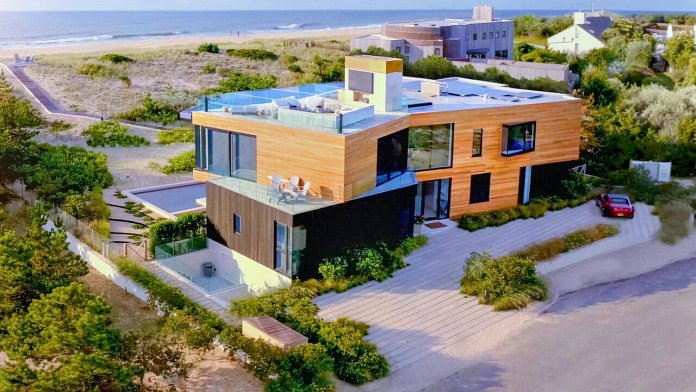 Million Dollar Beach House season  date