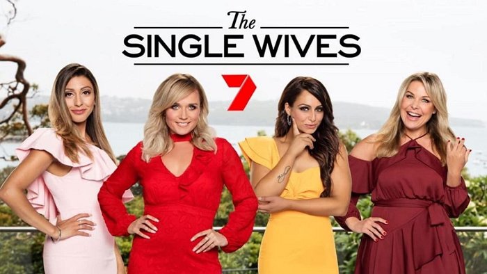 season 2 of The Single Wives